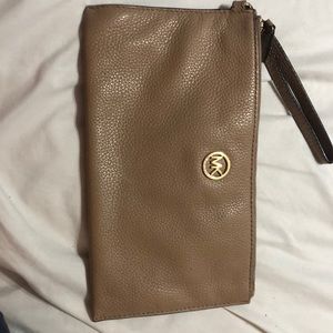 Michael Kors Clutch